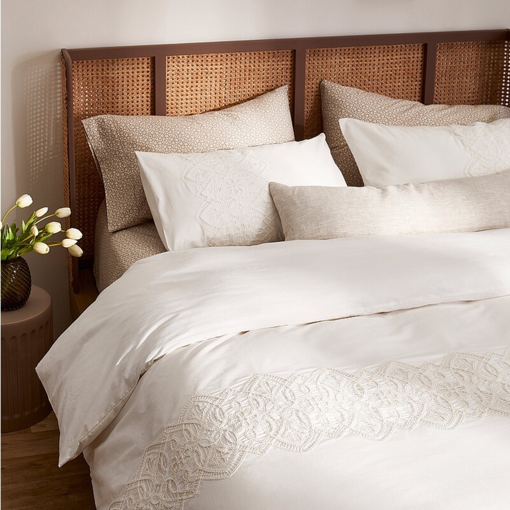 Brand New! Very elegant embroidered twin duvet cover. 100% Cotton